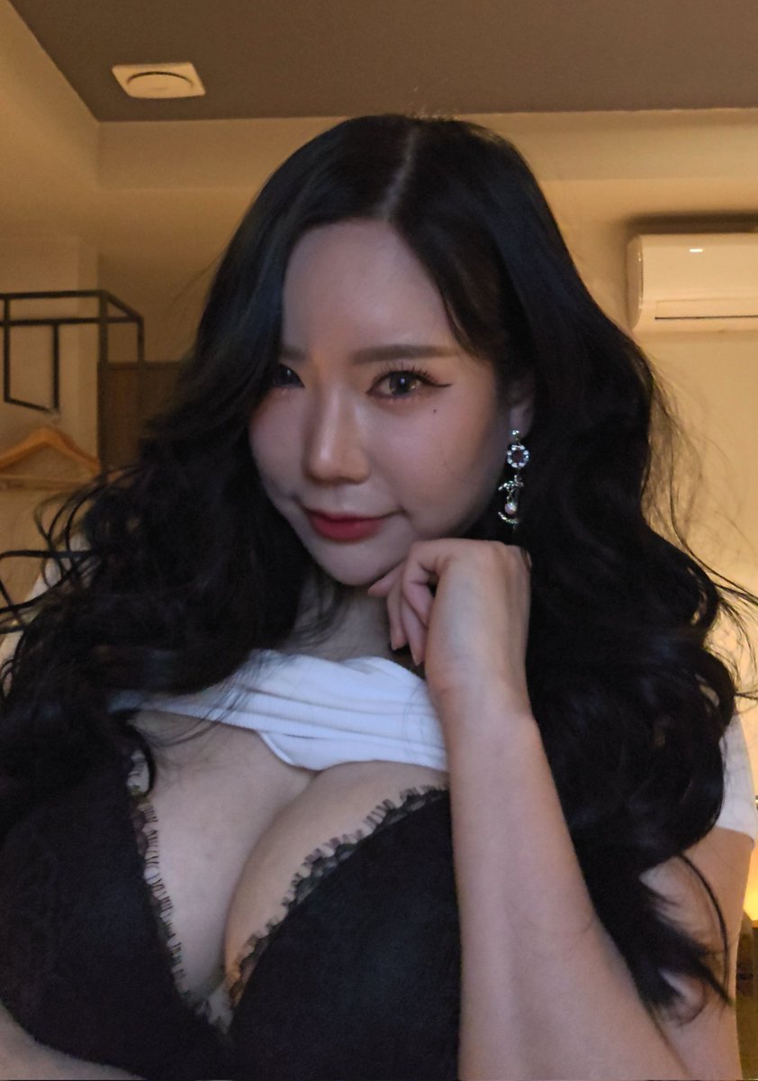 Realassbunny🐰🐇 tweet media