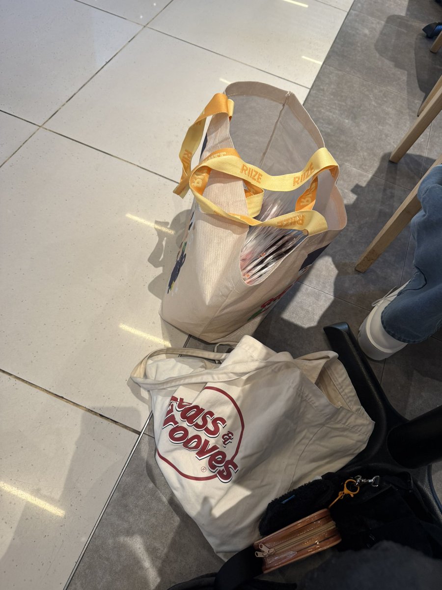 We are here at Coffeebean!