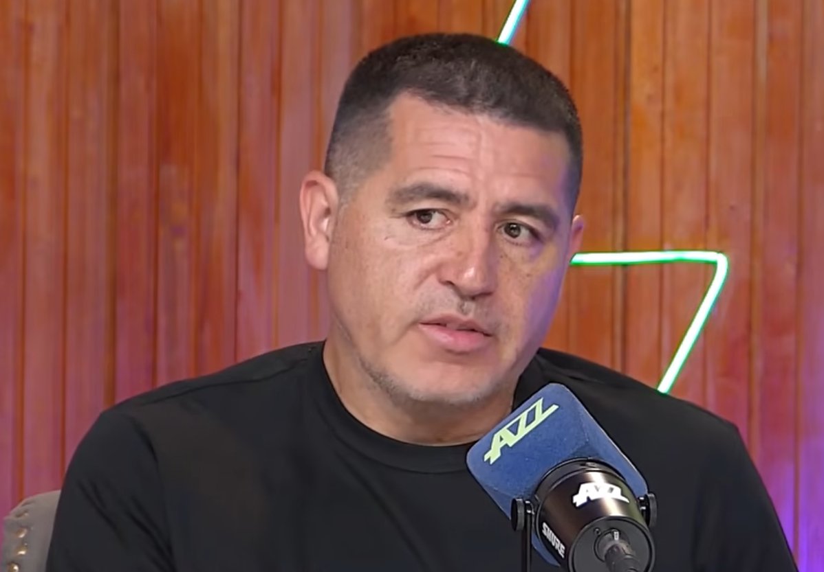 HormigaXeneize's tweet photo. Román: "¿Un 9 por la lesión de Cavani? Cuando Will desapareció en Stranger Things los demás funcionaron igual como equipo, después volvió y fue clave para ganarle a Vecna. No vi a nadie en Hawkins pidiendo por otro personaje". https://t.co/gbSgp7rw5V