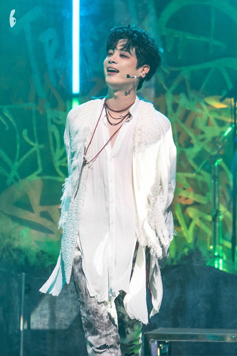 🍀🍀🍀RT 이벵🍀🍀🍀

너무너무 간절하게 규본하 폴라를 원합니다....🥹

제가 오늘 밤공 규본하 원샷원킬에 성공한다면...
혹은 어떻게든 규본하 폴라를 구하게 된다면!! 
알티 추첨 떠먹는화이트스초생. 드립니다🤍
저희 본하가 집 잘 찾아올 수 있도록 빌어주세요🥹🍀