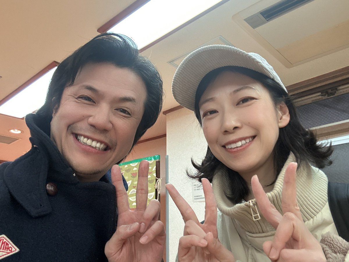 KanmuriP's tweet photo. #のたうって回れ 
✨キャスト紹介⑥✨
谷口礼子さん😊
今回、急なオファーにも関わらず、
出演して頂くことになりました、
じゃこちゃんこと谷口礼子さん✨
感謝の言葉し��ございません。
ありがとうございます。

じゃこちゃんは、
ビスプロやリーディングで共演させて頂きましたっ‼️‼️カンムリは初っ🌟
演劇に対しての愛が半端ない。
芝居に対してストイックで真面目に取り組む姿勢が本当にかっこいい。
��みまくる姿も愛おしい。
ほんと素敵なのです😆

皆さんも、
必ずや魅了されることでしょう🥰
必見っっっ‼️‼️‼️

まずは、例の私と絡むとこ
たっぷり楽しもーね((o(^∇^)o))

谷口礼子さん専用予約フォーム🔻
東京公演
https://t.co/XxIR2qxyYz

岐阜公演
https://t.co/Hf1dmbKUoS

👑じゃこちゃんを推し熨斗で推そう📣
https://t.co/Q8cyQcWdrP
#谷口礼子