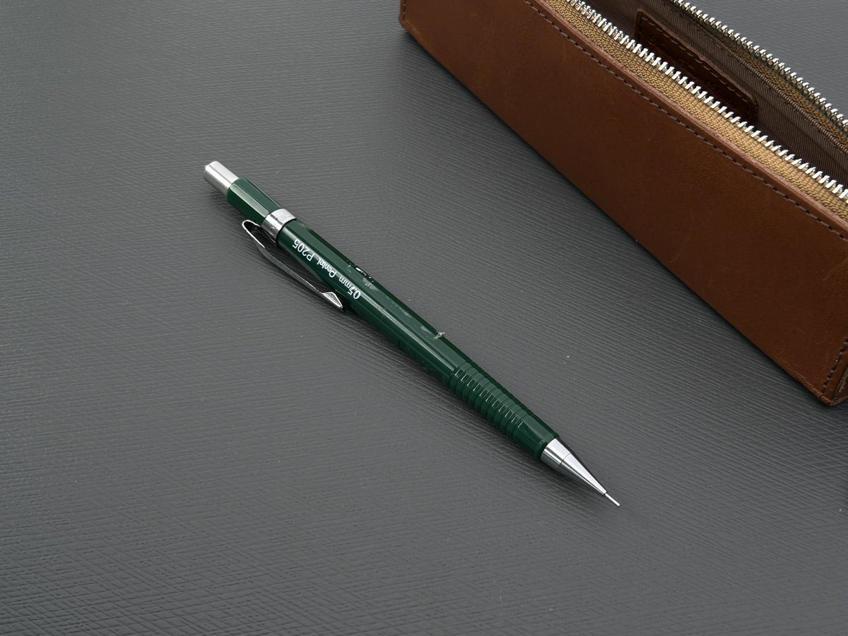 ３年目
こいつだけは永遠に筆箱に入ってる