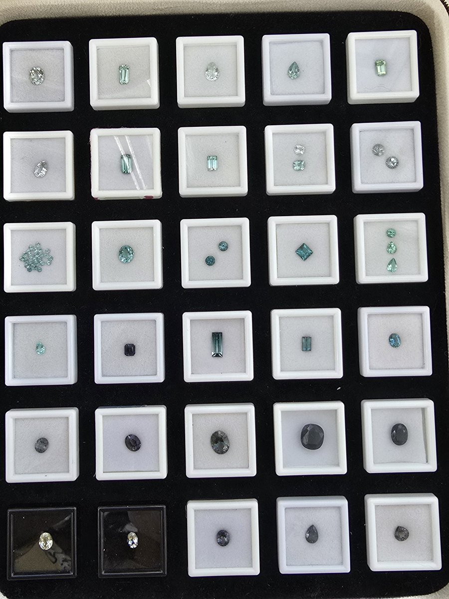 꽉찬 투멀 보파트
(사실 2개가 못들어가고있습니자