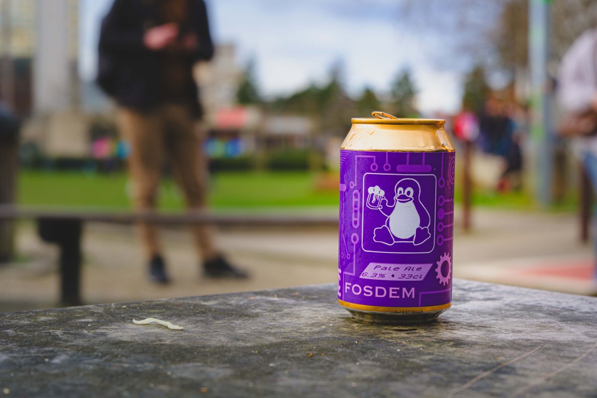 Ztec6's tweet photo. #FOSDEM have its own beer brew 🤩 https://t.co/UX41wEOGG1