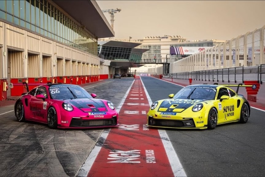 hntzk5523's tweet photo. 同じ週末に同じUAEで違うレースに出てるseven × seven
#AsianLeMans
#PCCME https://t.co/jWZK7Lcvkz