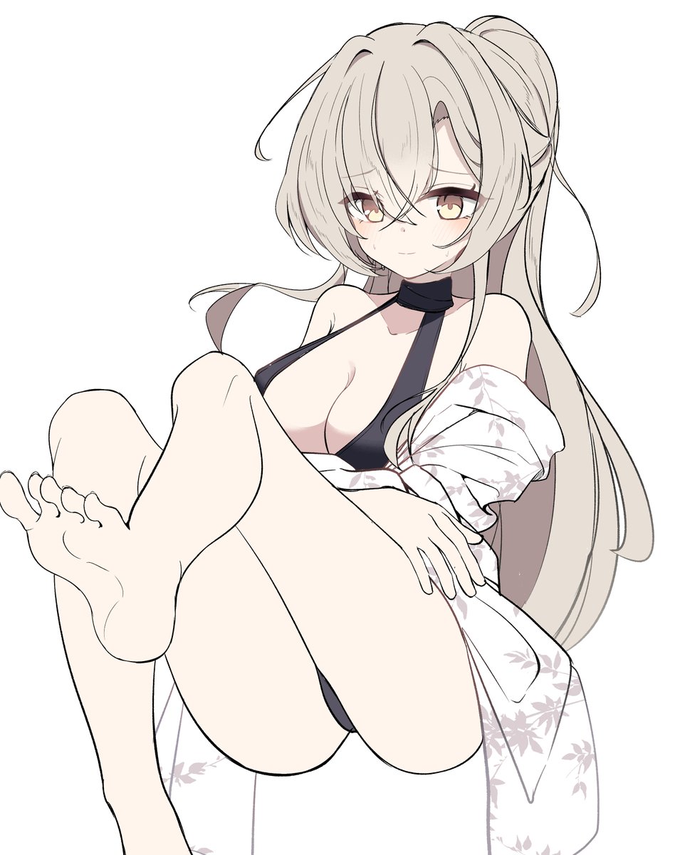 お絵描き講座見ながらラフをやっている 