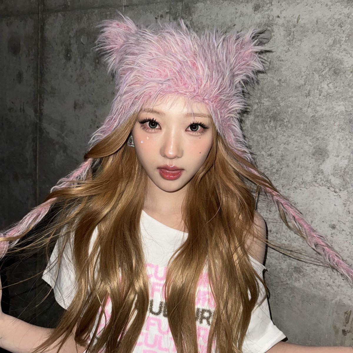 260131 하츠투하츠 위버스 게시물 🧁 

day 1😽🩷
냥
#Hearts2Hearts #하츠투하츠 #STELLA #스텔라