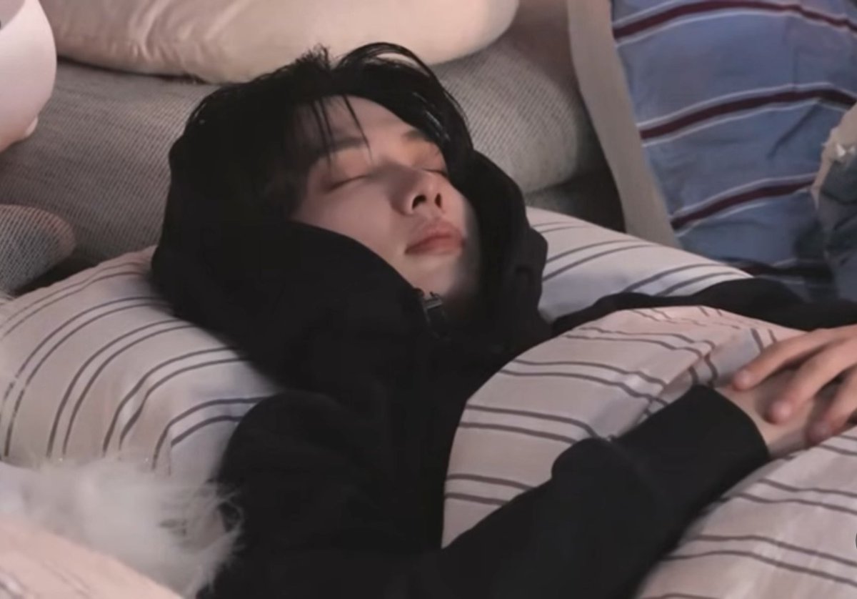 얘들아 잘자 나도 잘게 ㅂㅂ