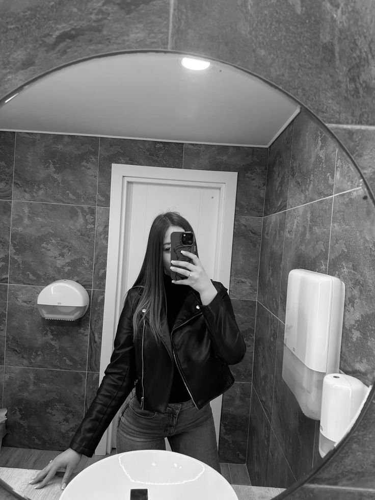 Coco' 💋 tweet media