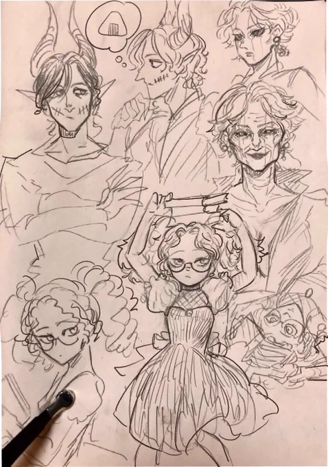 #ハロウィンタウンの憂鬱
アナログ落書き 
