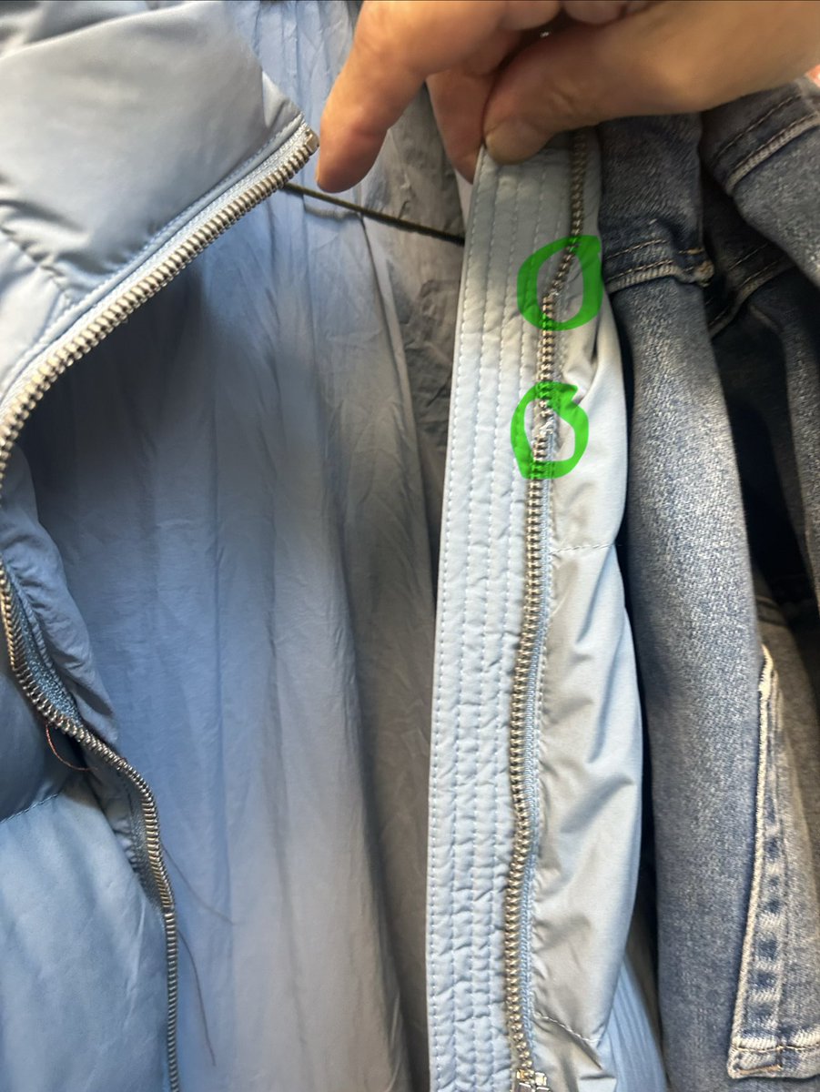 marissa_splains's tweet photo. @BeyondYoga should feel pretty disappointed in the quality of their winter items. A brand new holiday gift, and the zipper broke the first time I wore it this week. Horrible service and no extension of returns or exchanges despite a manufacturing defect? #beyondyoga https://t.co/IfdwVTyl4J