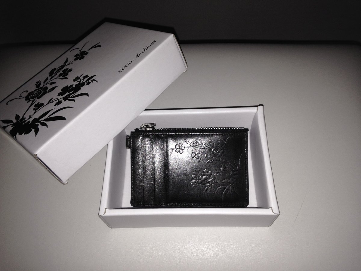 uxvnm's tweet photo. new wallet https://t.co/1DTkpZ0y3q