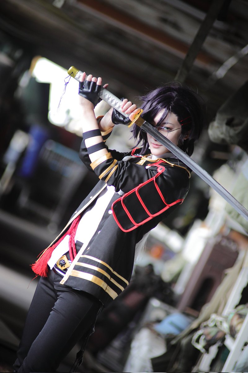 Cosplay/cos
⚠捏造設定

『調査任務』
"戦闘"
ほんまは目立たず終わらせるのが狙いやったんですけど、そう簡単にはいかへんかな…？

📸<a href="/mittan_410/">みったん。</a>