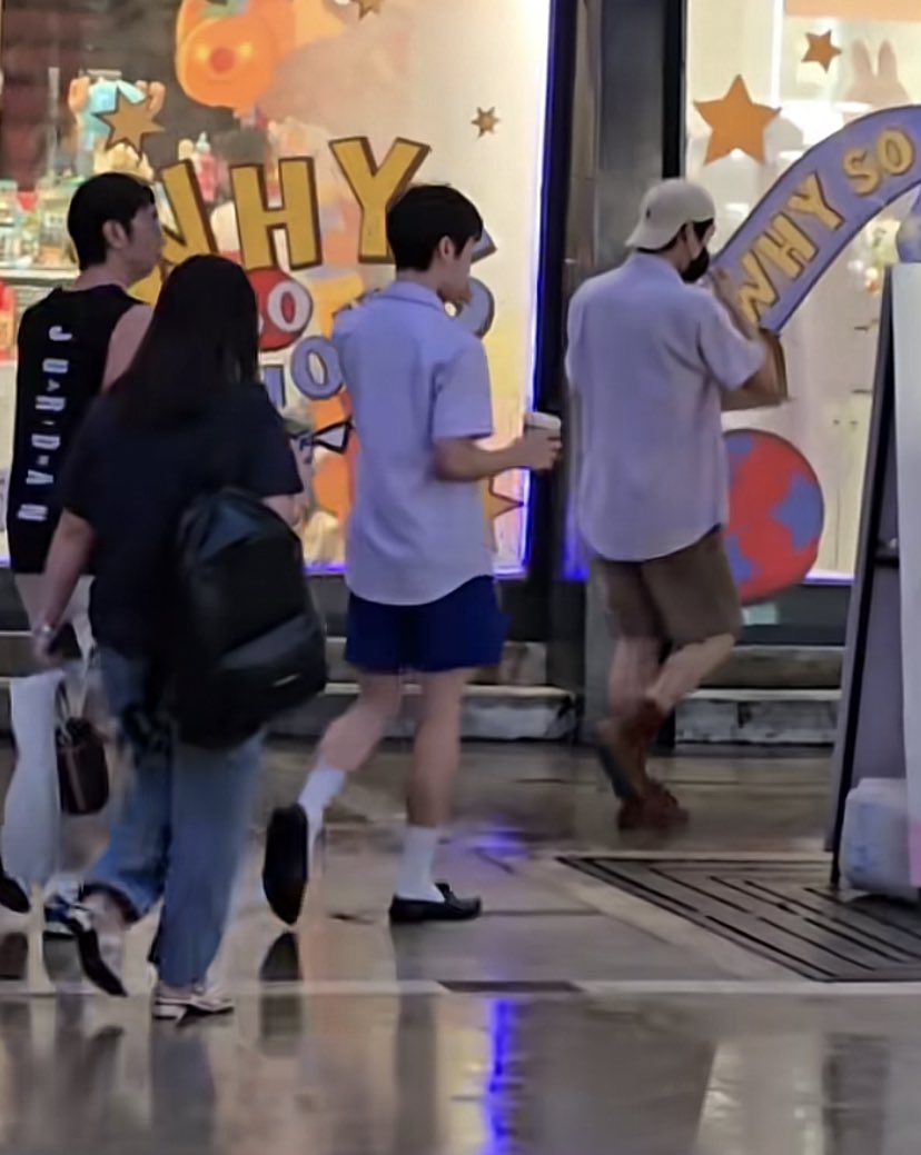 ppassawishh's tweet image. เริ้มเชื่อเเล้วว่าม่อนเป็นลูกคนที่สามน่ารัก🥹