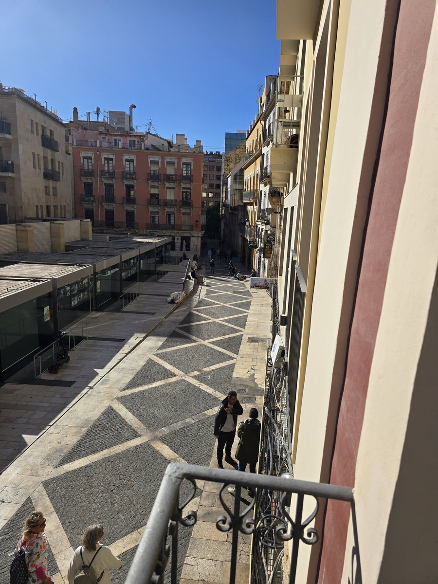 Kitman80's tweet image. Could get used to Friday night games! 😁☀️