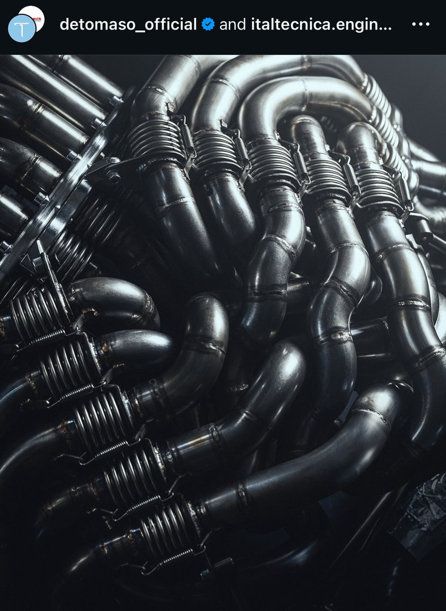 Detomaso 12-1 for the P900
something straight out of Alien 
what a work of art