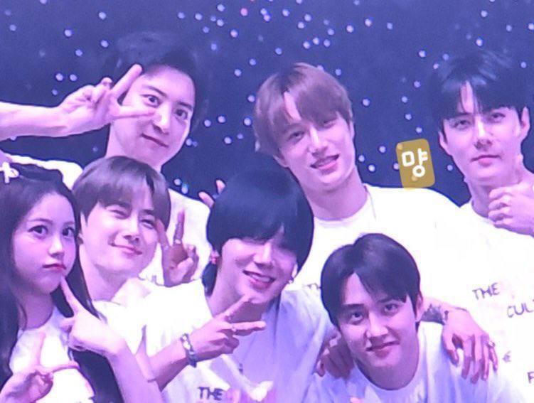 starfess's tweet image. -star dulu masih SD bacain biodata exo baru debut di majalah gaul, ngga pernah nyangka bakal ada anak indonesia debut juga di sana. maaf suka masih terharu 😭 hebat banget carmen dan idol idol lain, semoga sukses terus semuaaa 💗