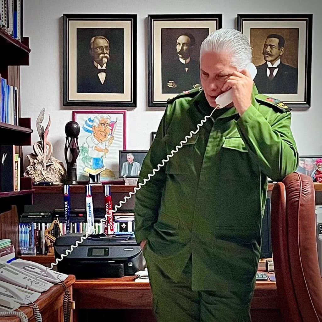 No es perfecto. Nadie lo es. Pero es el mismo que, en medio de la asfixia de la pandemia y el bloqueo, dio la orden histórica de que nuestros científicos crearán sus propias vacunas contra la COVID, y lo hicieron.

Es el hombre al que vi llorar con el dolor de todo un pueblo al