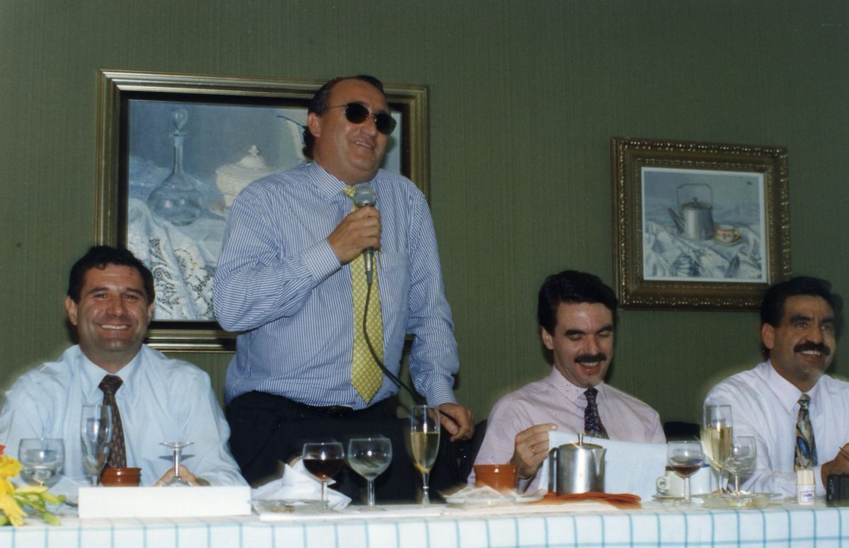 El CASO BAR ESPAÑA no es ningún "bulo". 

Es la mafia pederasta que está detrás del crimen de Alcàsser y de decenas de menores más.

Me pregunto por qué tantos españoles lo ignoran y se sorprenden con los archivos de Epstein.