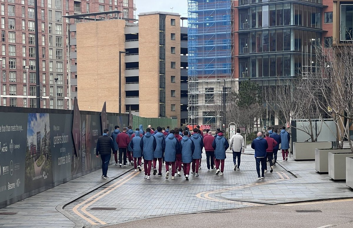 All Leeds Away tweet media