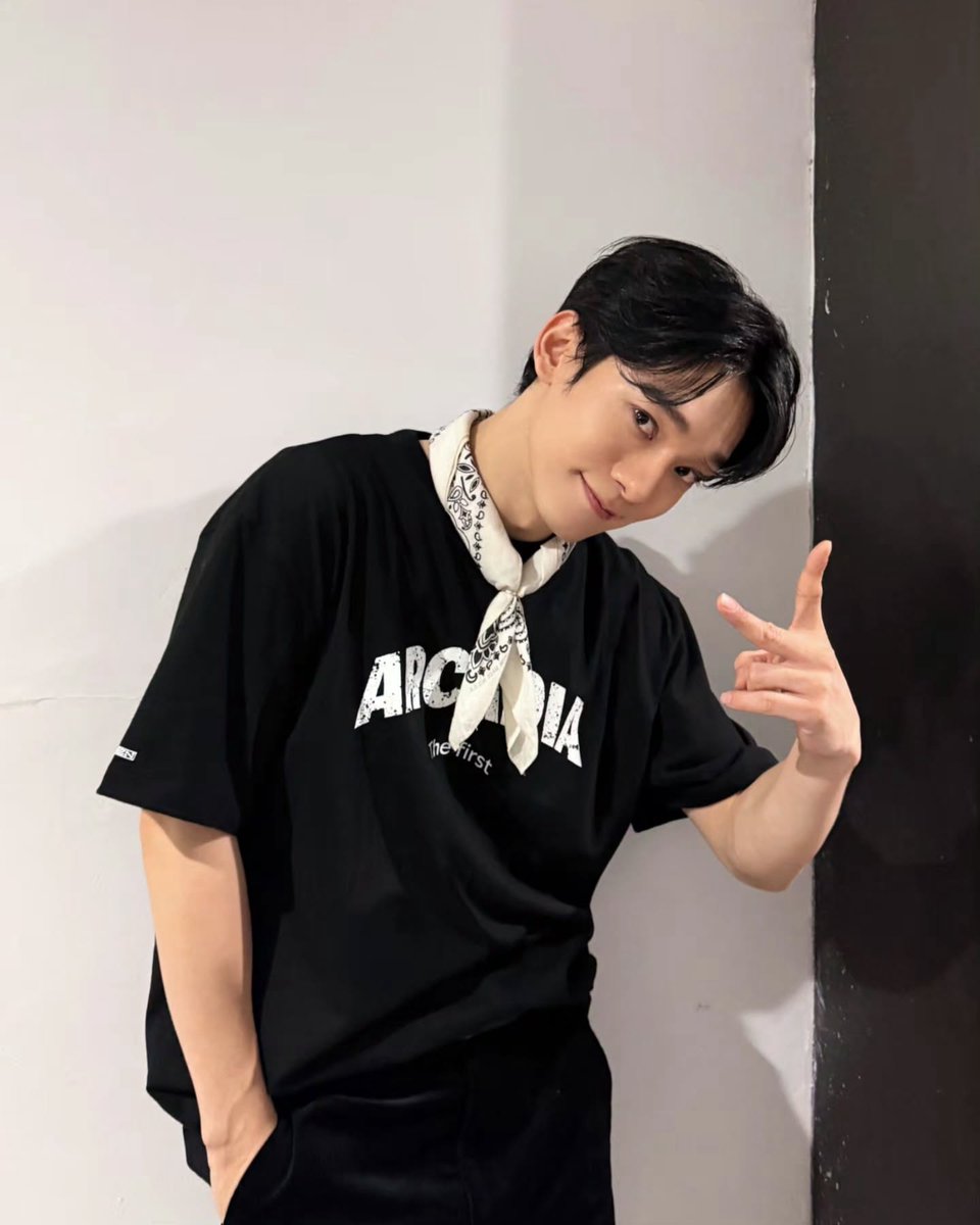 knockknock0408's tweet image. CHEN - inb100_official ins

🌼 ⋆｡°₊ ⊹˚ 🐈 ⋆˙⟡₊ ⊹˚🌼