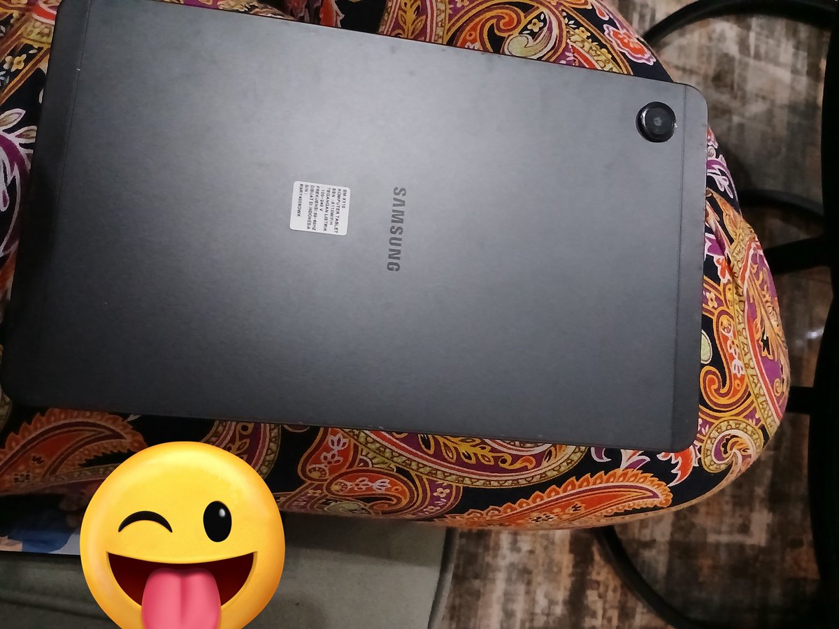 nyimurt's tweet image. HELP RT PLEASE ! 

guys, karena aku lagi BU aku mau jual tab samsung A9 aku yg tidak terlalu aku pakai 😖

Untuk price bisa wa / dm yaaa. Dom jabodetabek only, bisa cod di stasiun. Payment bisa e-wallet, bank. 🤗 #zonaba #zonauang