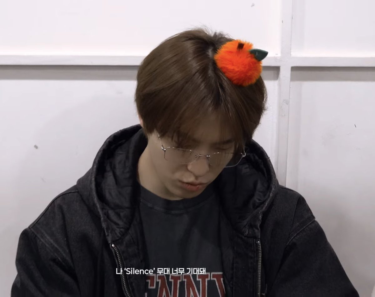 O2ll_l0V's tweet image. みかん付けたり食べたりかわいいね〜〜〜