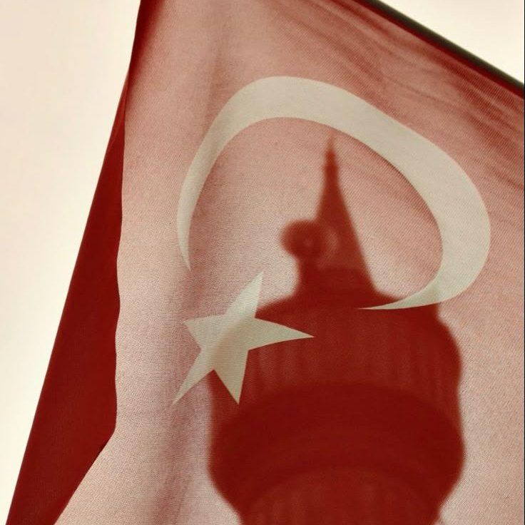 Mükemmel kelimesinin kâmil kelimesinden türemesi gerçeği ve kâmil bir imanın peşinde koşmamız 💨