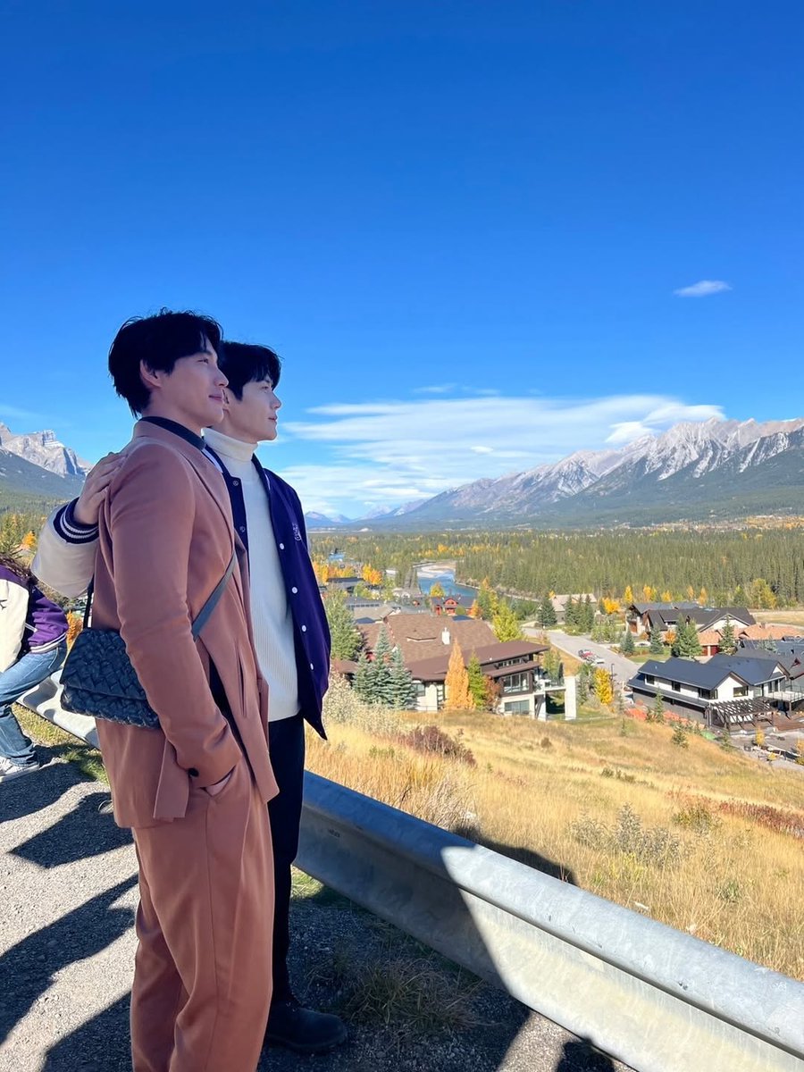 Sota Fukushi to Kim Seonho:

"The scenery was absolutely beautiful, and I had such a great time with the cast.

Even though I didn't have many scenes together with Kim Seonho, he was always kind and such a true gentleman.

Watching him handle so many languages in his role was
