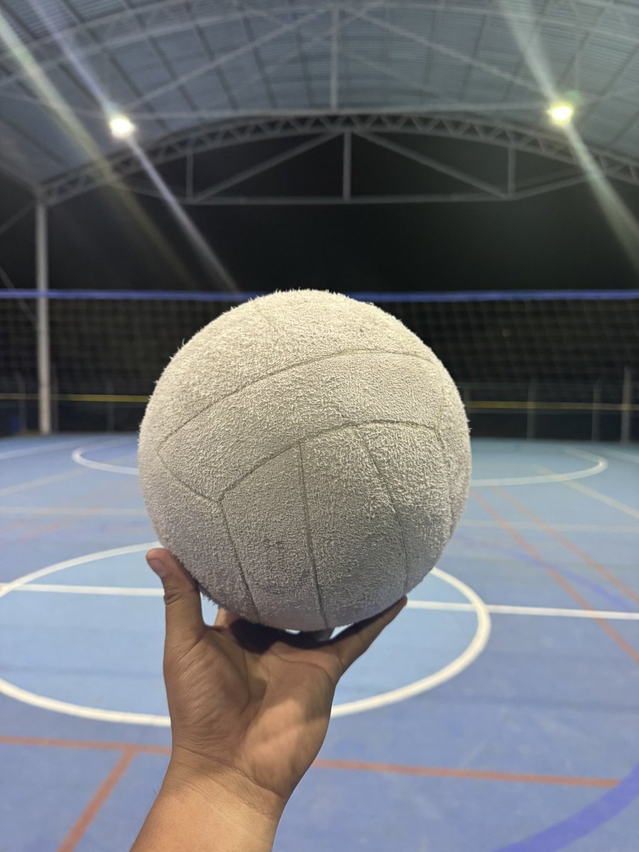 jodehe's tweet photo. Y después de 10 años! Regrese a jugar!
Después de este partido me di cuenta como cambió todo es verdad que el tiempo pasa! https://t.co/1Xa9HDA6Sd