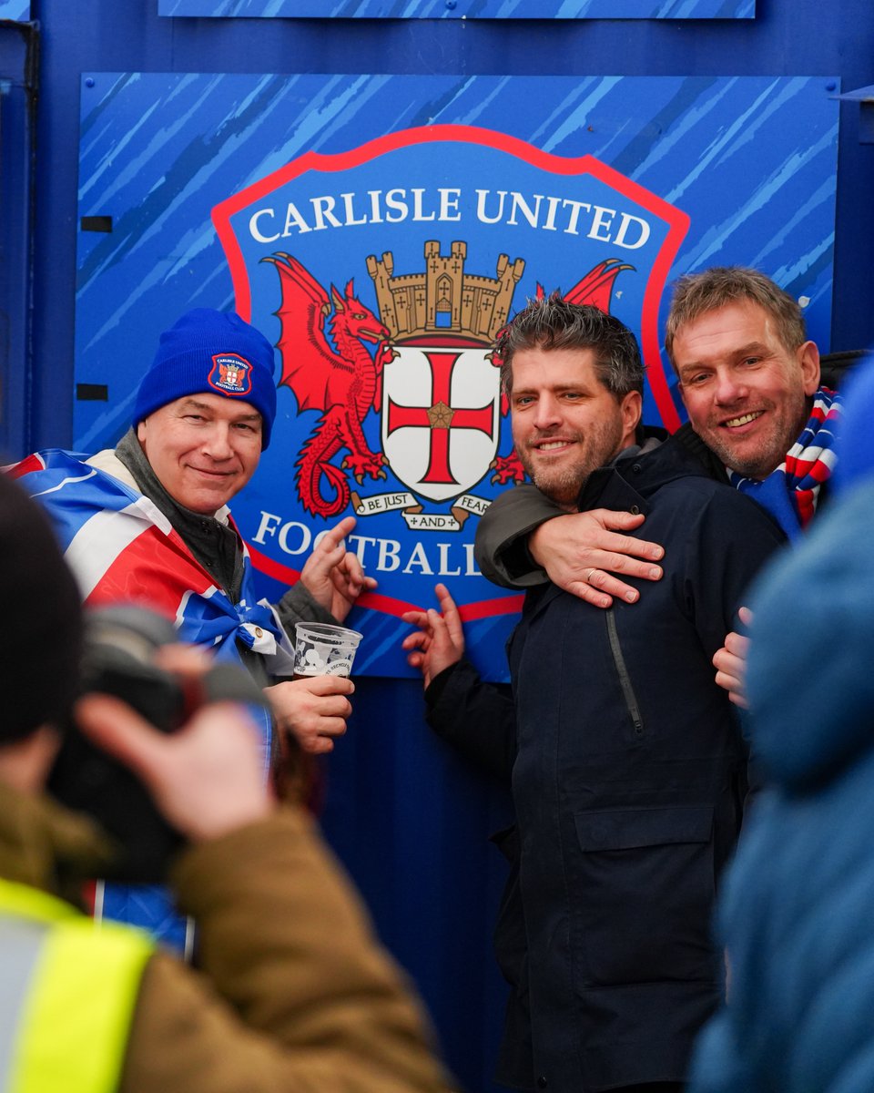 A group of supporters all the way from the Netherlands are with us this afternoon 🇳🇱