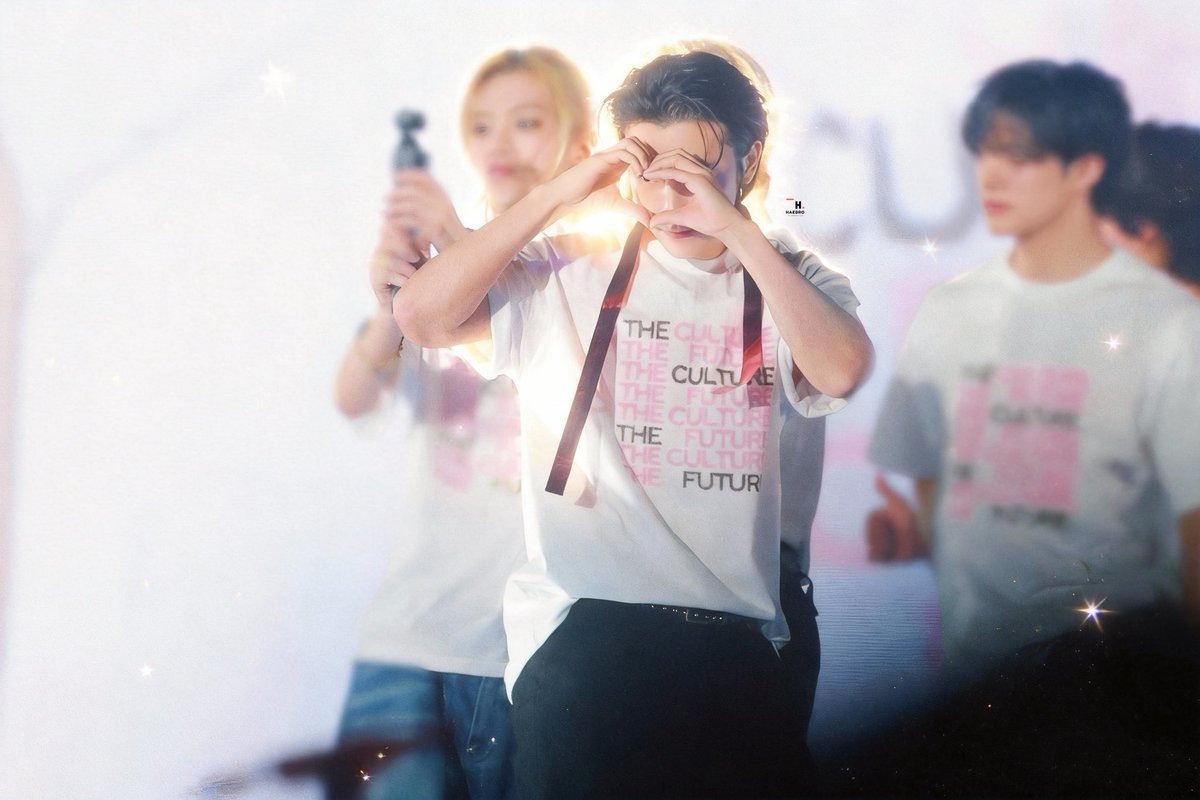 haebro19861015's tweet photo. 𝟐𝟔𝟎𝟏𝟑𝟏 𝐒𝐌𝐓𝐎𝐖𝐍

₊˚ෆ⊹₊ ⋆ ♡༚˚₊
ᴵ ᵂᴵᴸᴸ ᴬᴸᵂᴬʸˢ ᴸᴼⱽᴱ ʸᴼᵁ
#동해 #ドンへ  #donghae  #東海
#슈퍼주니어 #superjunior 
#SMTOWN_LIVE_FUKUOKA https://t.co/SntHA3eDlF