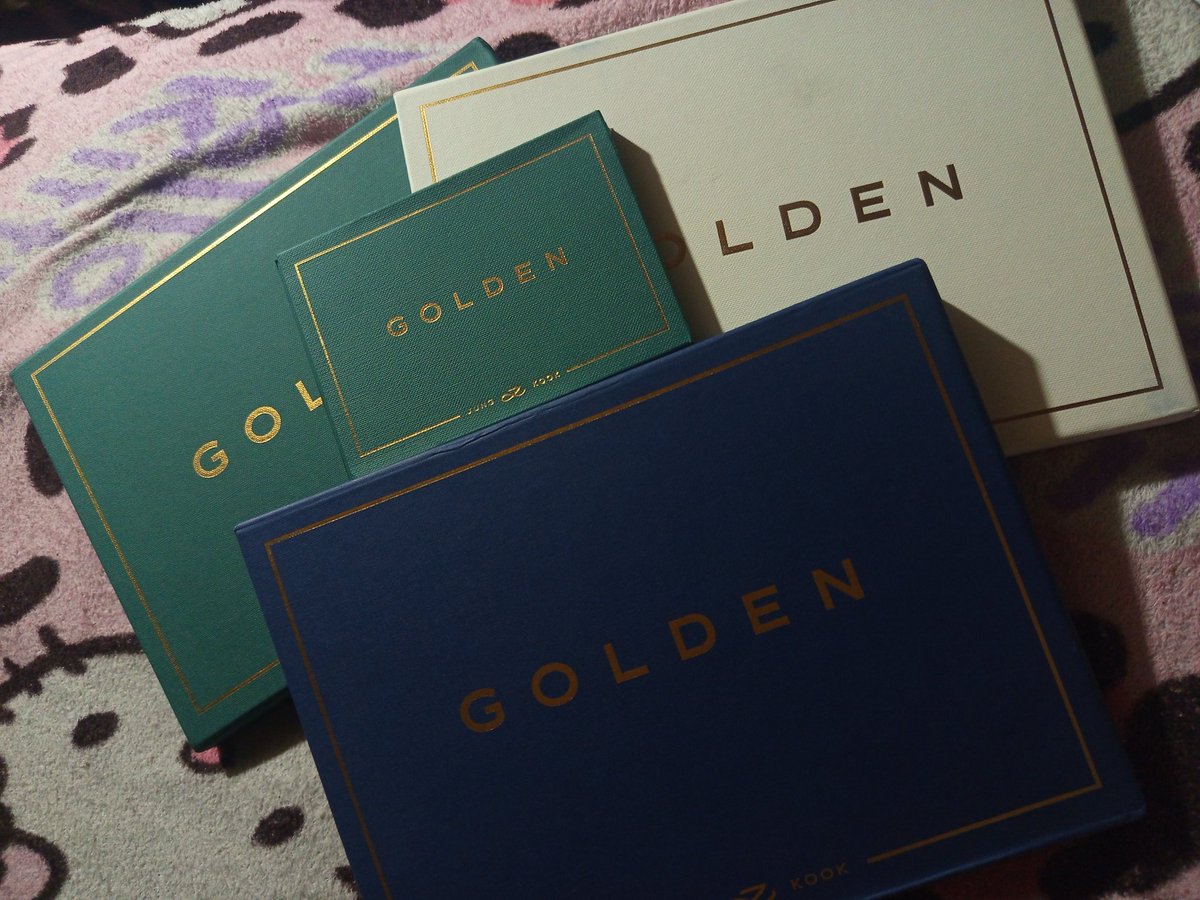 lillsisa's tweet photo. albums finally arrived safely! 🥹 This was my first ever purchase here on Twitter, and all I can say is it was worth it! 🫶🏻 The seller was approachable and very accommodating—plus SOBRANG DAMI NG FREEBIESS!!! 🥹🥹🙏🏽🙏🏽 

Thankyouu! @aeszcart #aeszproofs https://t.co/mYI8qB6MKo