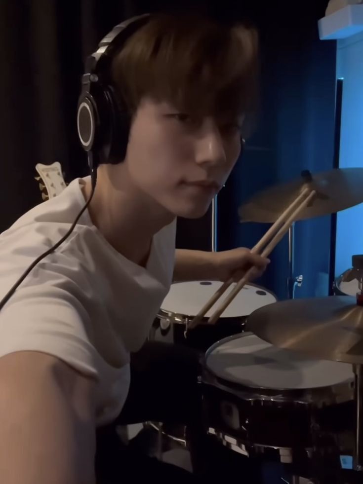 Adrian Rivas. tweet media