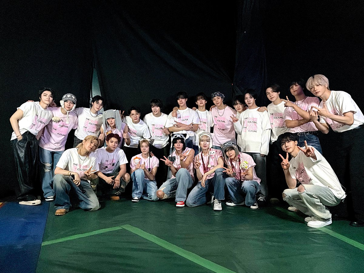 TO THE WORLD 여긴 #NCT

#NCT #NCT127 #NCTDREAM #WayV #NCTWISH
#SMTOWN #SM_30thAnniversary
#SMTOWN2025_26_FUKUOKA