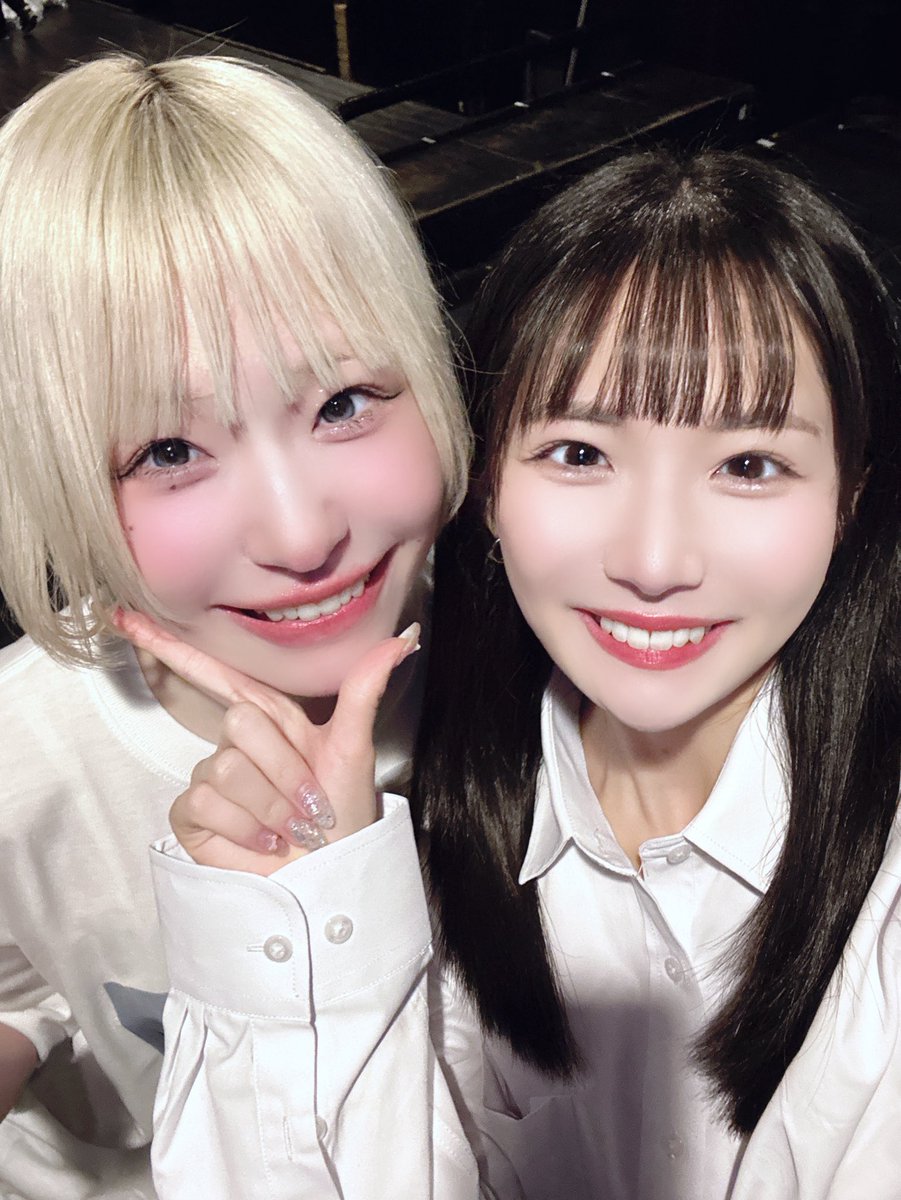 はくりちゃんお誕生日おめでとう♡
慣れない生活大丈夫かなって最初の頃はこっそり心配してたよ、少しずつ仲良くなれてツッコミいっぱいしてくれて案外乙女な一面も全部かわいいなと思ってるのよ~ん🥳東京来て良かったってもっと思えるように一緒にがんばろうね♡だいすきだよ😍