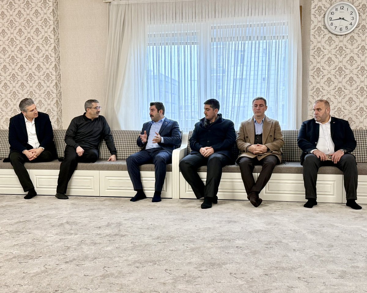 Haliliye Kültür ve İlim Vakfı’nı ziyaret ederek Abdullah Kan ve Ahmet Kurt hocalarımızla bir araya geldik.

İlim ve irfan yolunda yürüttükleri kıymetli çalışmalar dolayısıyla kendilerine teşekkür ediyor, bu hayırlı hizmetlerinin artarak devam etmesini temenni ediyorum.

<a href="/Akparti/">AK Parti</a>