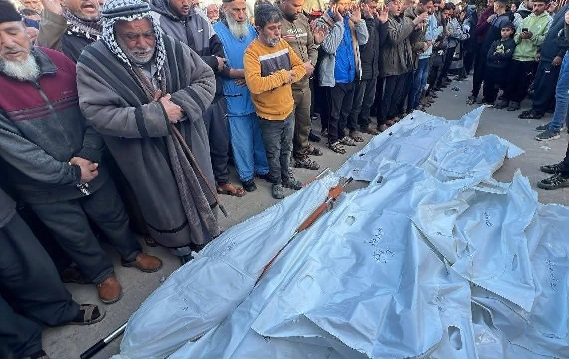 AhmadAbuRay's tweet photo. Betraying those seeking refuge in their tents and displacement camps is a fully-fledged crime, unjustifiable by any context or excuse.

A moral and humanitarian crime in a daily reality burdened with blood and suffering. https://t.co/4jylchyQOQ