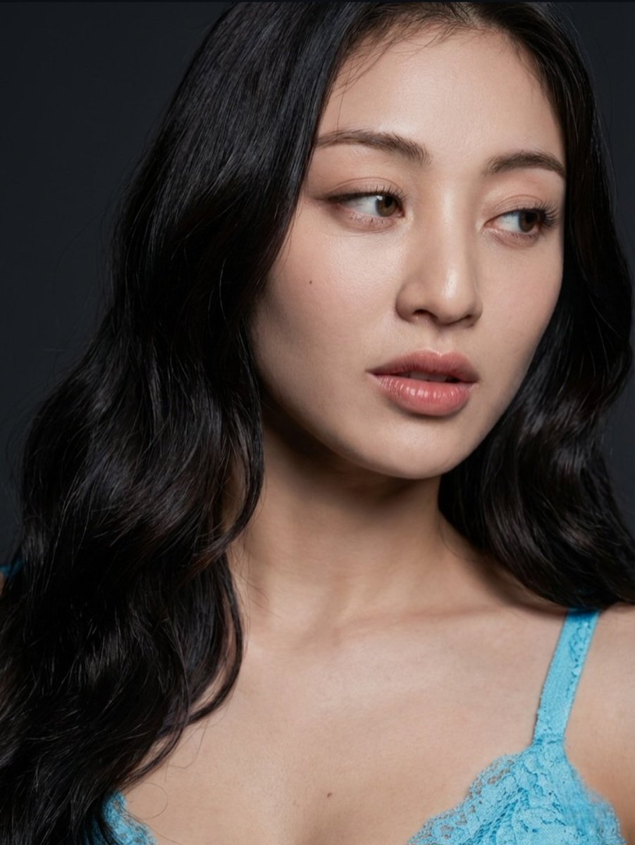 HAPPY JIHYO DAY!!!! my most beautiful, talented, funny, kind hearted and hard working love! 🥳

#지효라는_빛이_내린날
#OurBrightestSunJihyo