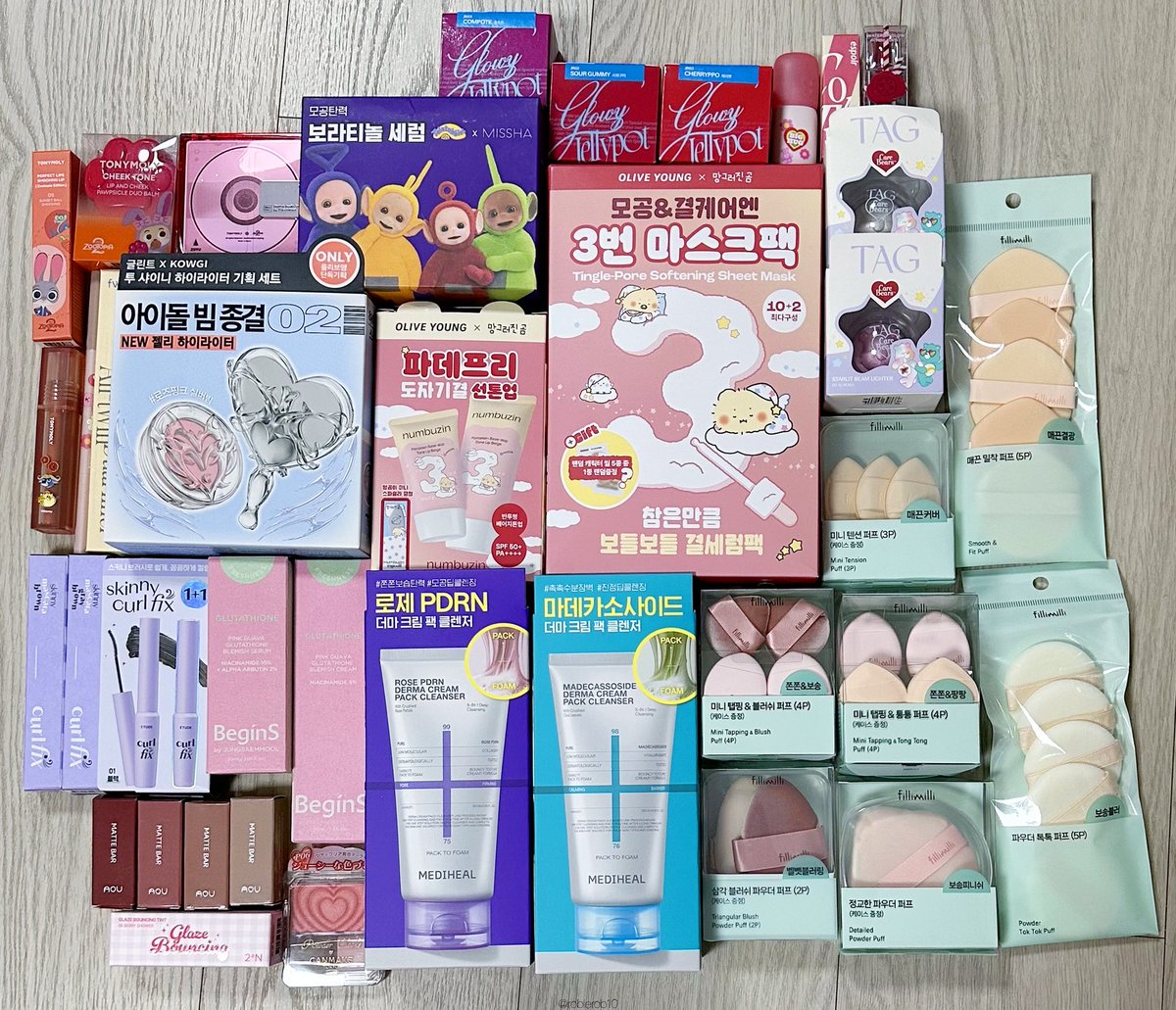 roblerob10's tweet image. #제품제공 #RT이벤트
제품제공 75% 내돈내산 25%

#RT + #follow 추첨 1분께
사진 속 세트A 전부 다 보내드려요💖

모두 다 미사용 새 제품입니다!
재판매 목적이 아니라
직접 사용해주실 분들께서
참여해주시면 감사하겠습니다😍

당첨자발표 2/15