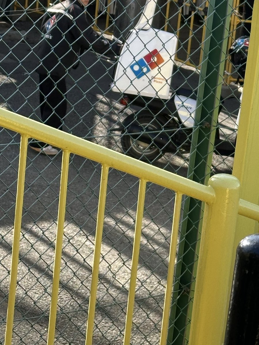 試合中、ドミノピザ
何回来ただろう
#ちばぎんカップ #jefunited