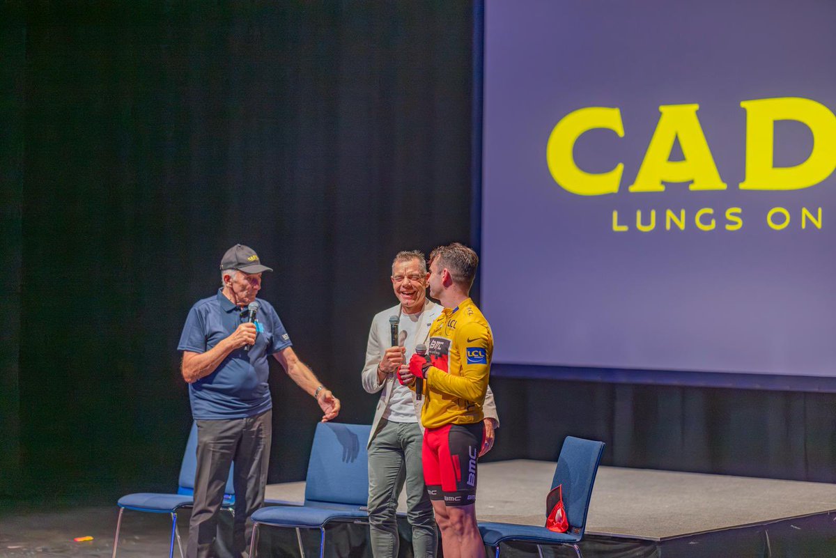 🤯 WHAT A NIGHT! Cadel Evans <a href="/PhilLiggett1/">Phil Liggett</a> &amp; <a href="/ConnorDelves/">Connor Delves</a> at the stage play #CADELLungsOnLegs🚴‍♂️

The smash-hit play rode into #Geelong for a special preview performance with the <a href="/CadelRoadRace/">Cadel Road Race</a>🌊 

Come along for the ride cadeltheplay.com 
#cadelroadrace #cegorr
