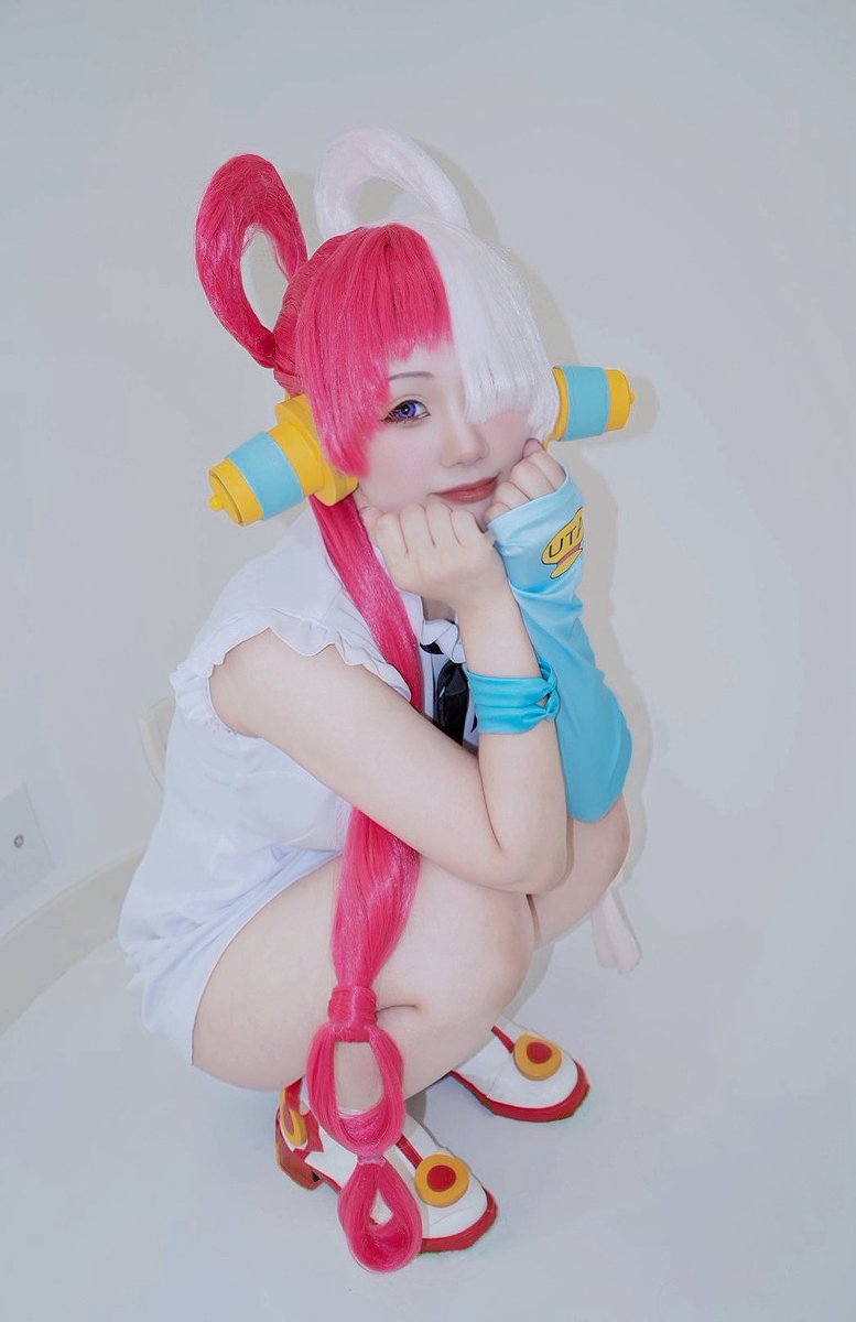毒飴🍀︎次回コスプレ→レイナちゃん💚 tweet media