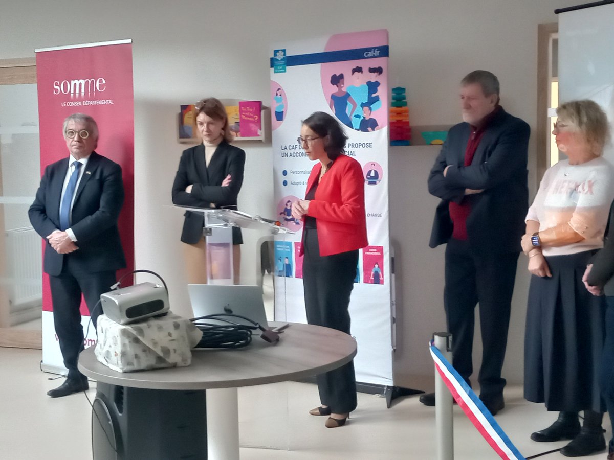Image de Préfet de la Somme - #PetiteEnfance 👶 I Adeline KERGOURLAY, sous-préfète de Montdidier, a inauguré le pôle multi-accueil