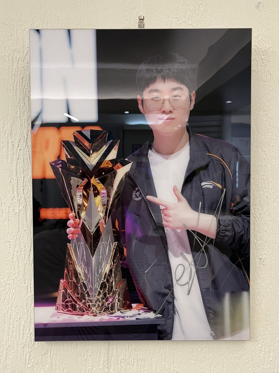 𝙏𝙝𝙚 𝙁𝙞𝙣𝙞𝙨𝙝𝙚𝙧 tweet media