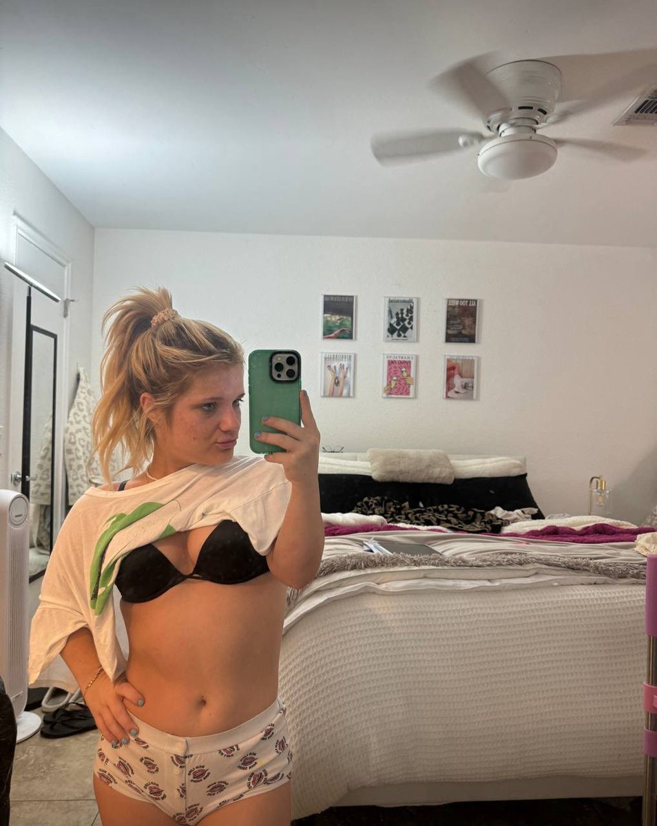 i'm single btw🥹