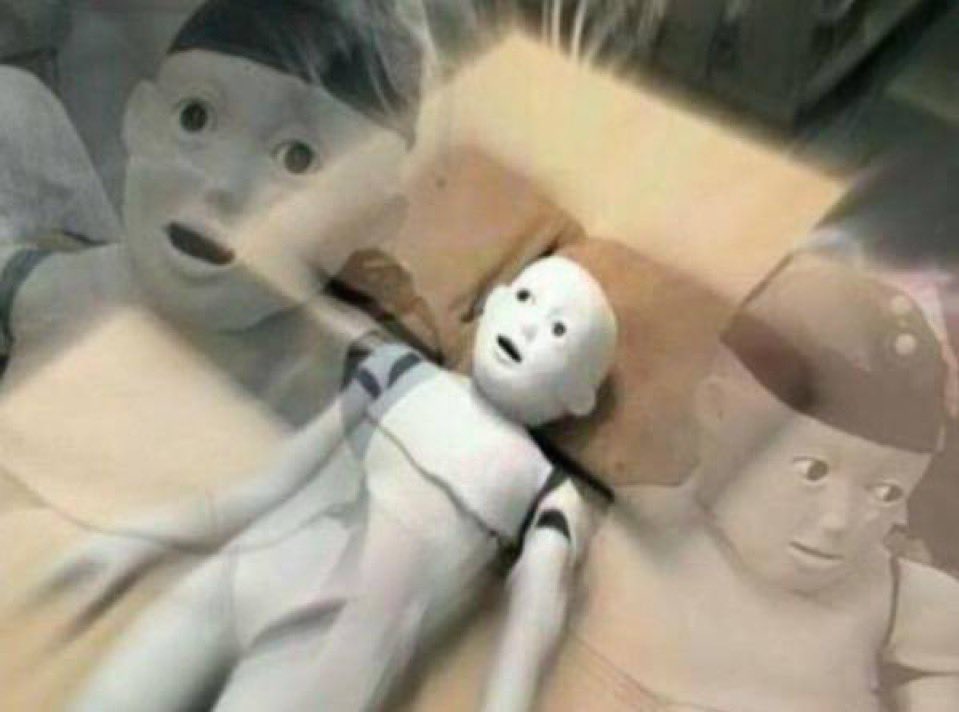 secomaman's tweet image. 雪かきおわった… また降ってる！ 雪かきおわった… また降ってる！