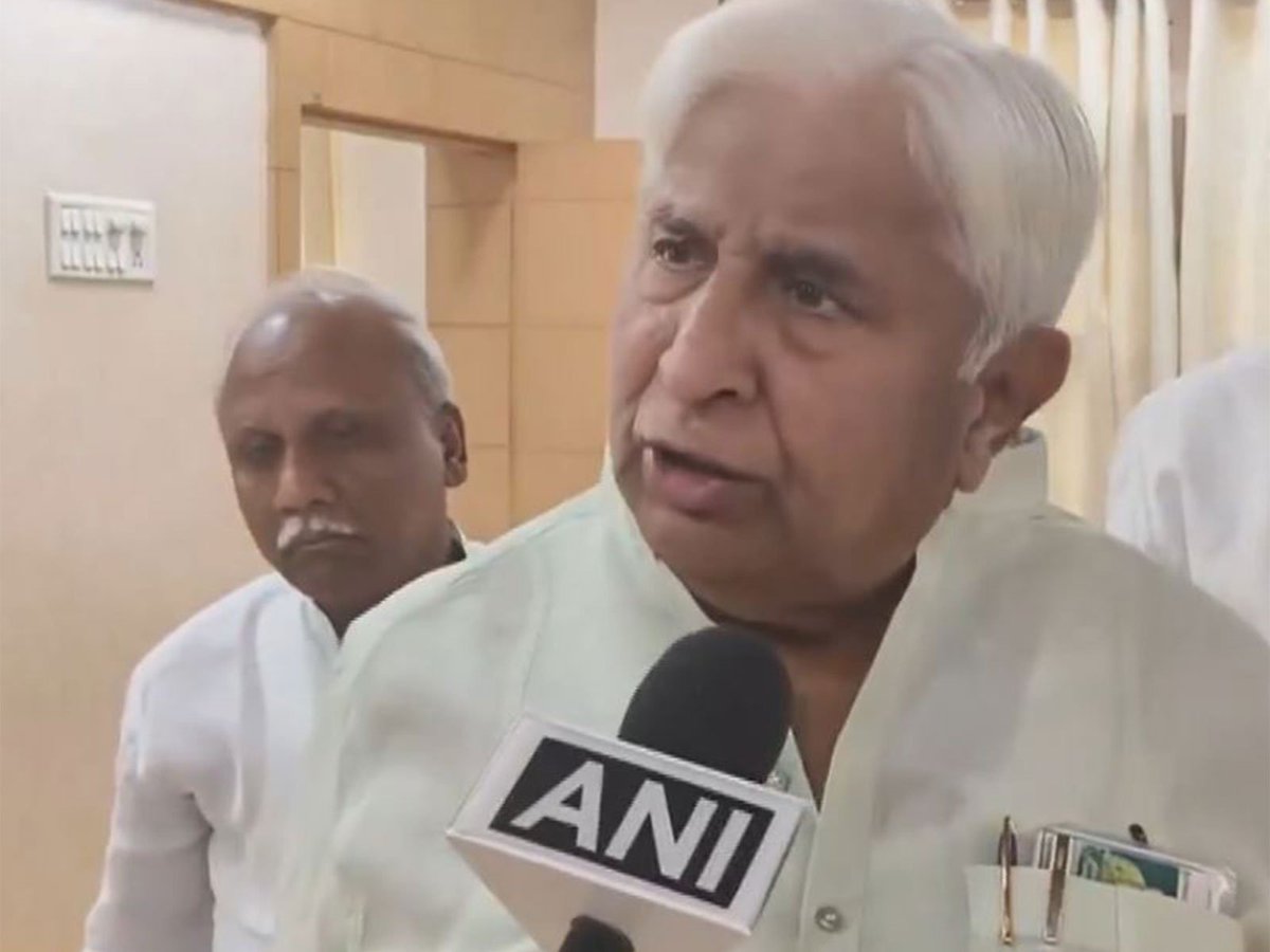 ani_digital's tweet photo. "Make people confident in federal structure": Karnataka Law Minister ahead of Union Budget
Read @ANI Story | https://t.co/hMOeLd5bZg
#UnionBudget2026 #HKPatil #FederalStructure https://t.co/SSJyJ4LFna