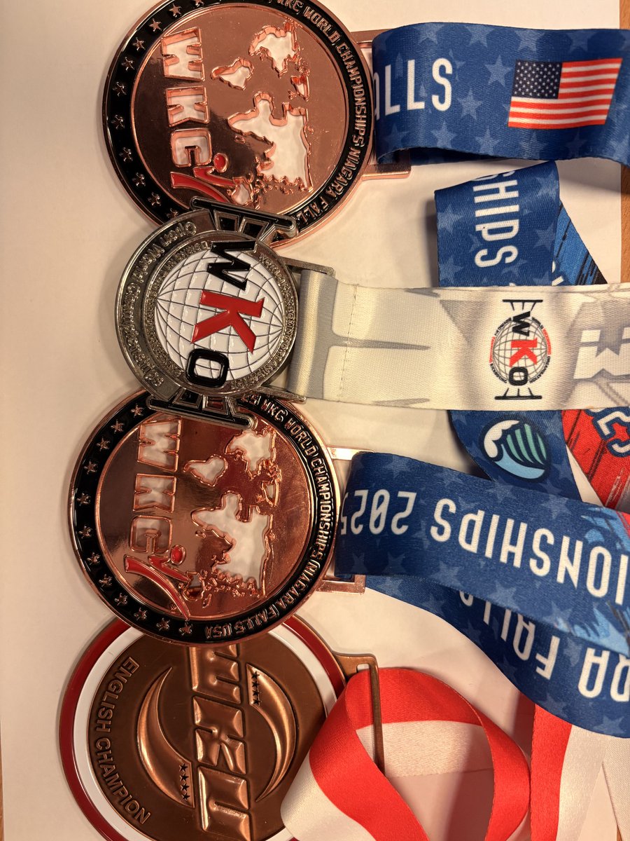 Bury CE High School tweet media