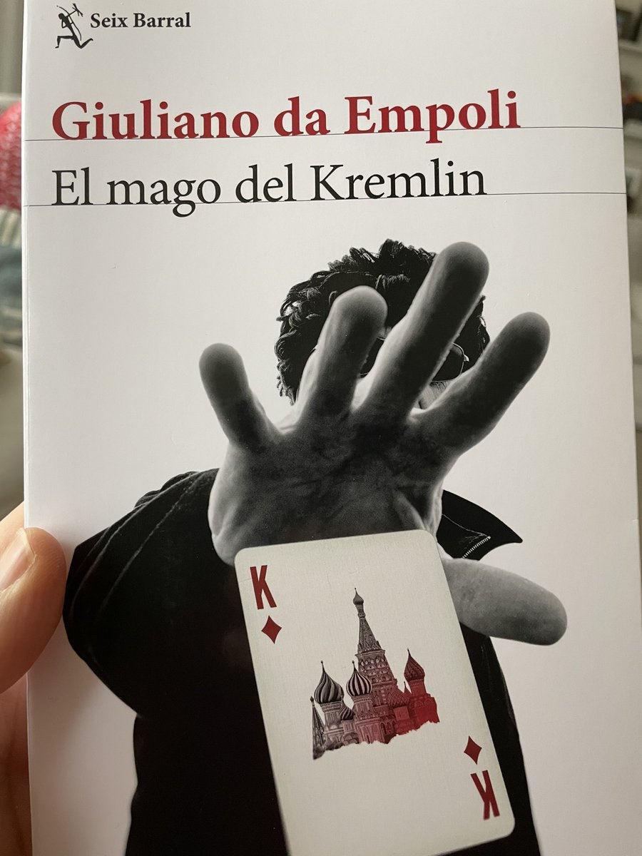 No sé si <a href="/immaaguilar/">Imma Aguilar Nàcher</a> y <a href="/rafarubio/">Rafael Rubio Nuñez</a> tienen preparado el siguiente <a href="/breviarioclub/">El Breviario</a>, pero una buena opción sería “El mago del Kremlin” de Giuliano da Empoli. Novela sobre el principal asesor de comunicación de Putin. Fascinante. Llegué a él leyendo “Mitólogos” de <a href="/toniaira/">Toni Aira</a> #compol